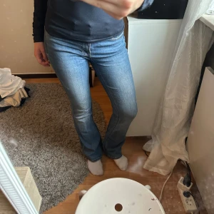 Lågmidjade jeans - Jätte fina blå jeans!