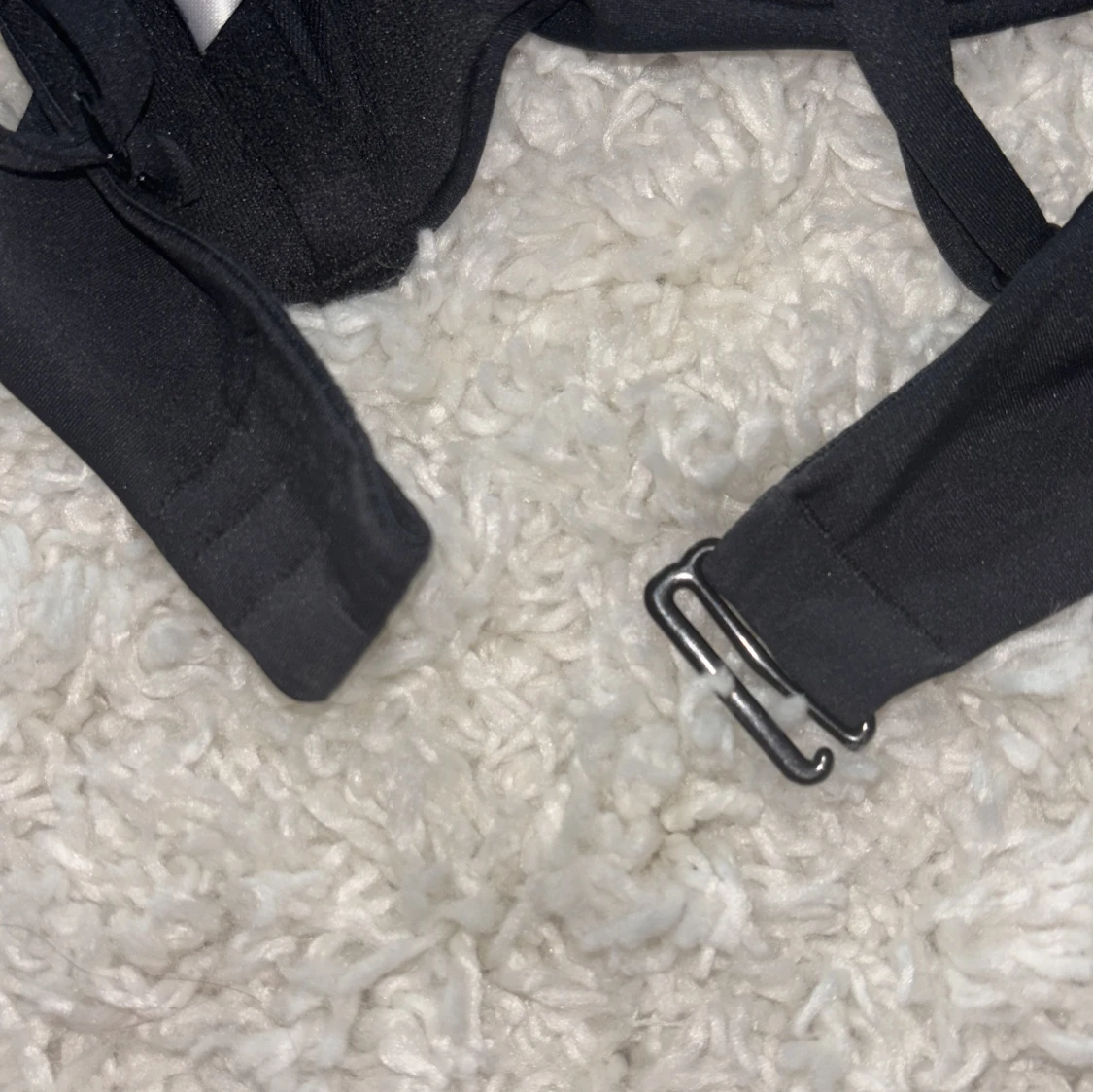 Svart bandeau bikiniöverdel - 1