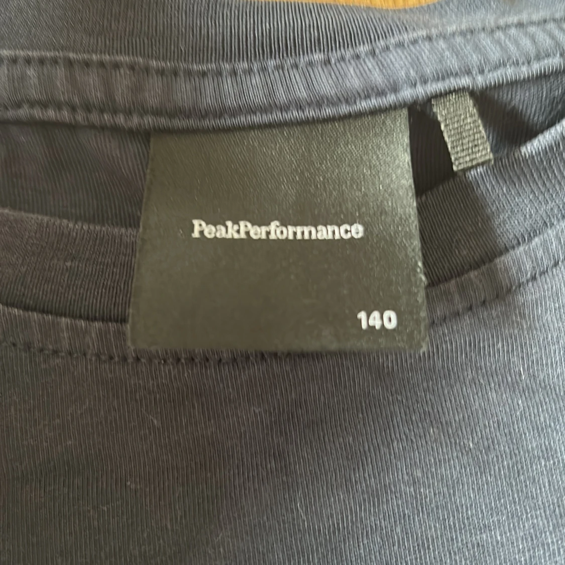 Svart Peak Performance t-shirt - 1