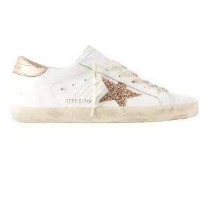 SÖKER  golden goose skor dam! - Söker golden goose dam skor i strl 37/38. För ett rimligt pris ca 1000 spänn. Kontakta om ni skulle tänka er sälja ett par till mig