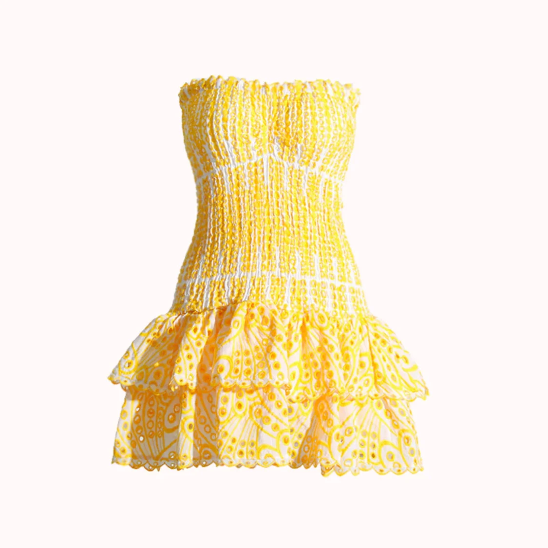 Gul axelbandslös kortklänning med volang