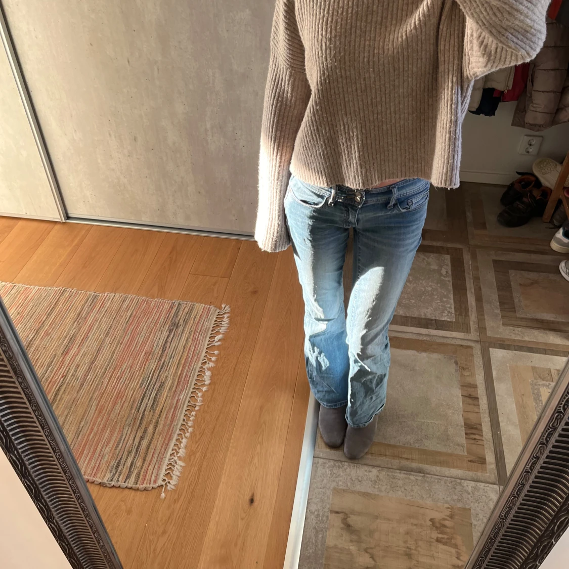 Beige stickad tröja 