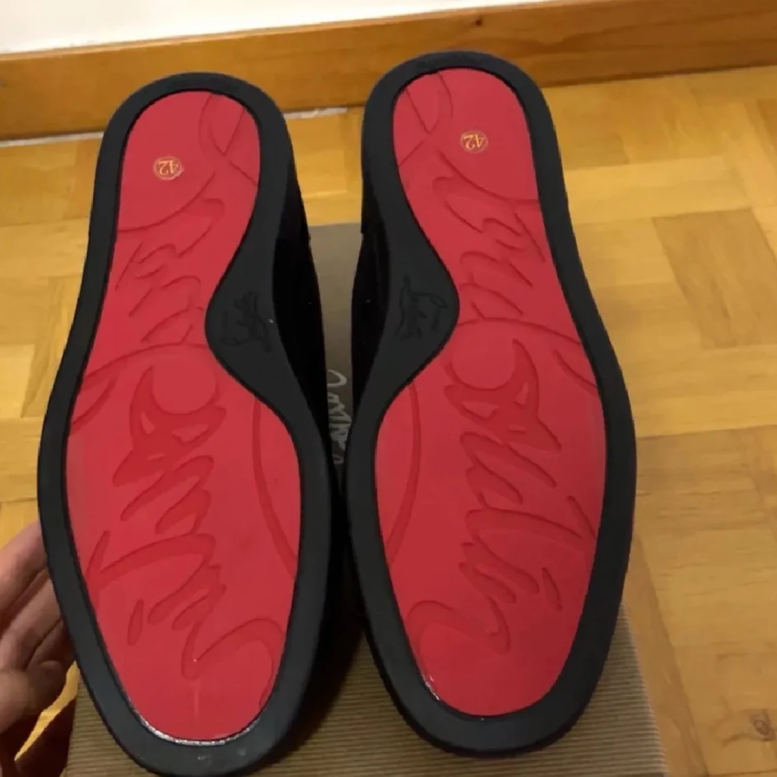 Christian Louboutin 42 - 2