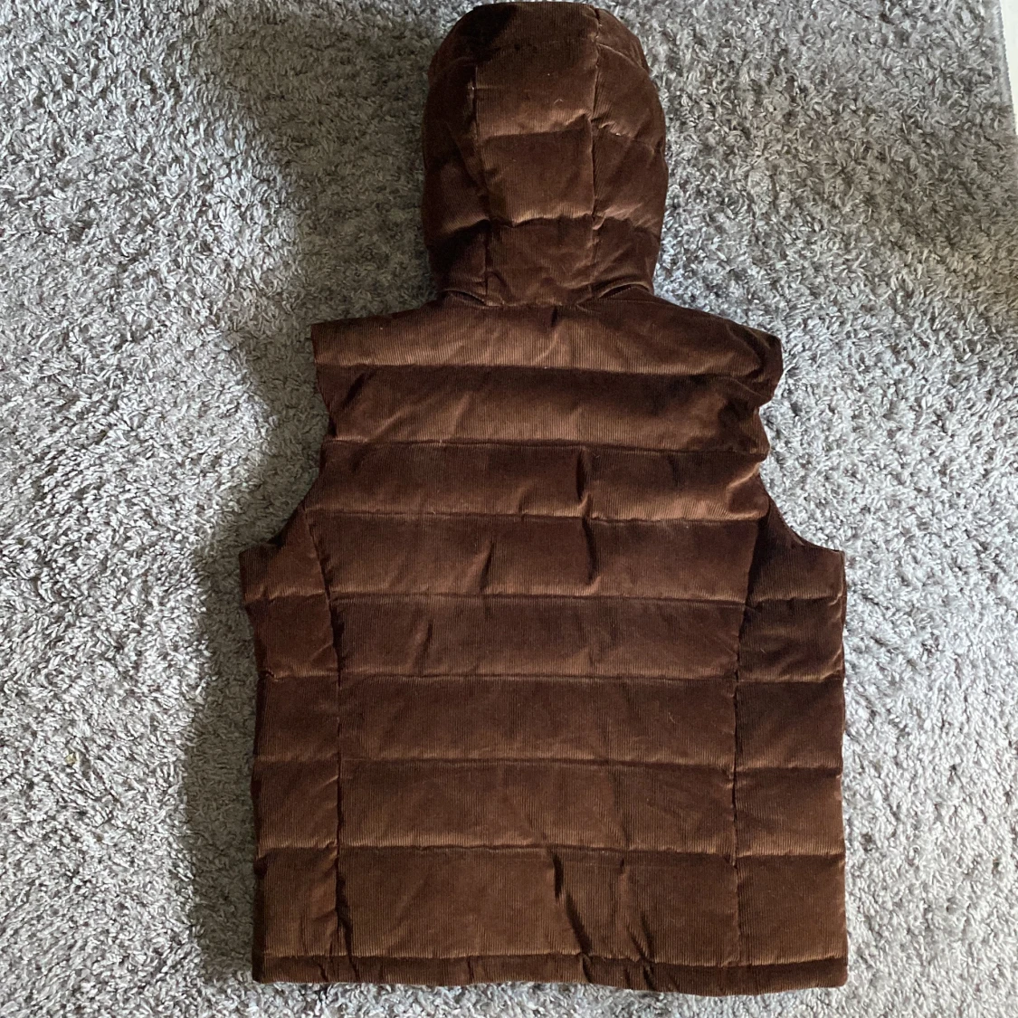Brun manchester dunväst med huva - 1
