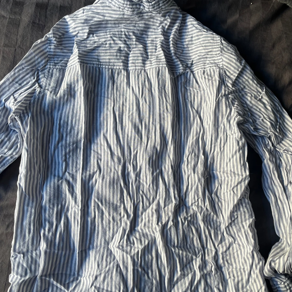 Randig skjorta från H&M  - 1