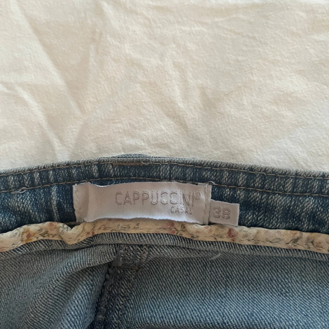 Blå straight jeans från Cappuccino - 2