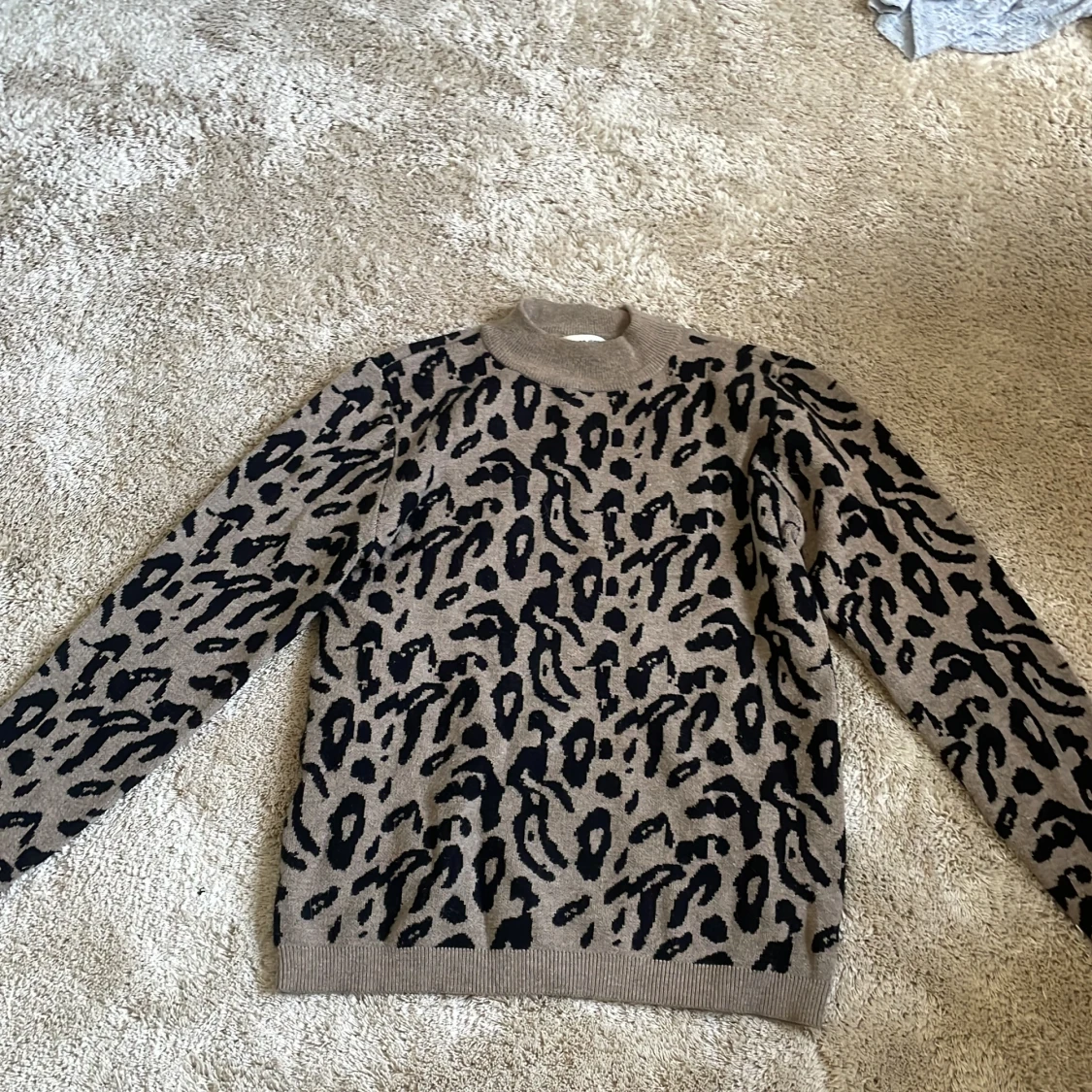 Leopardmönstrad stickad tröja Object XS