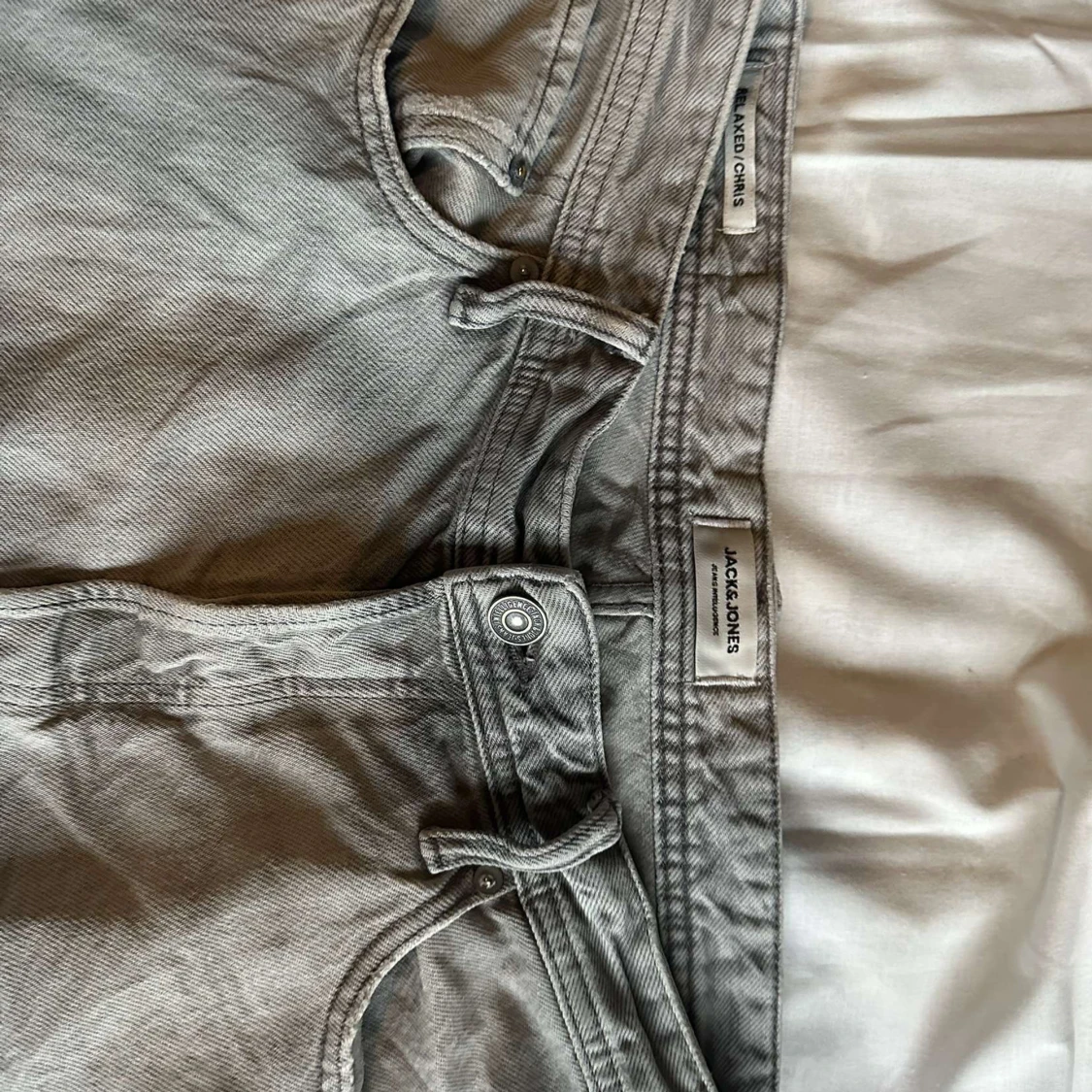 Grå jeans från Jack & Jones, 32/32 - 1