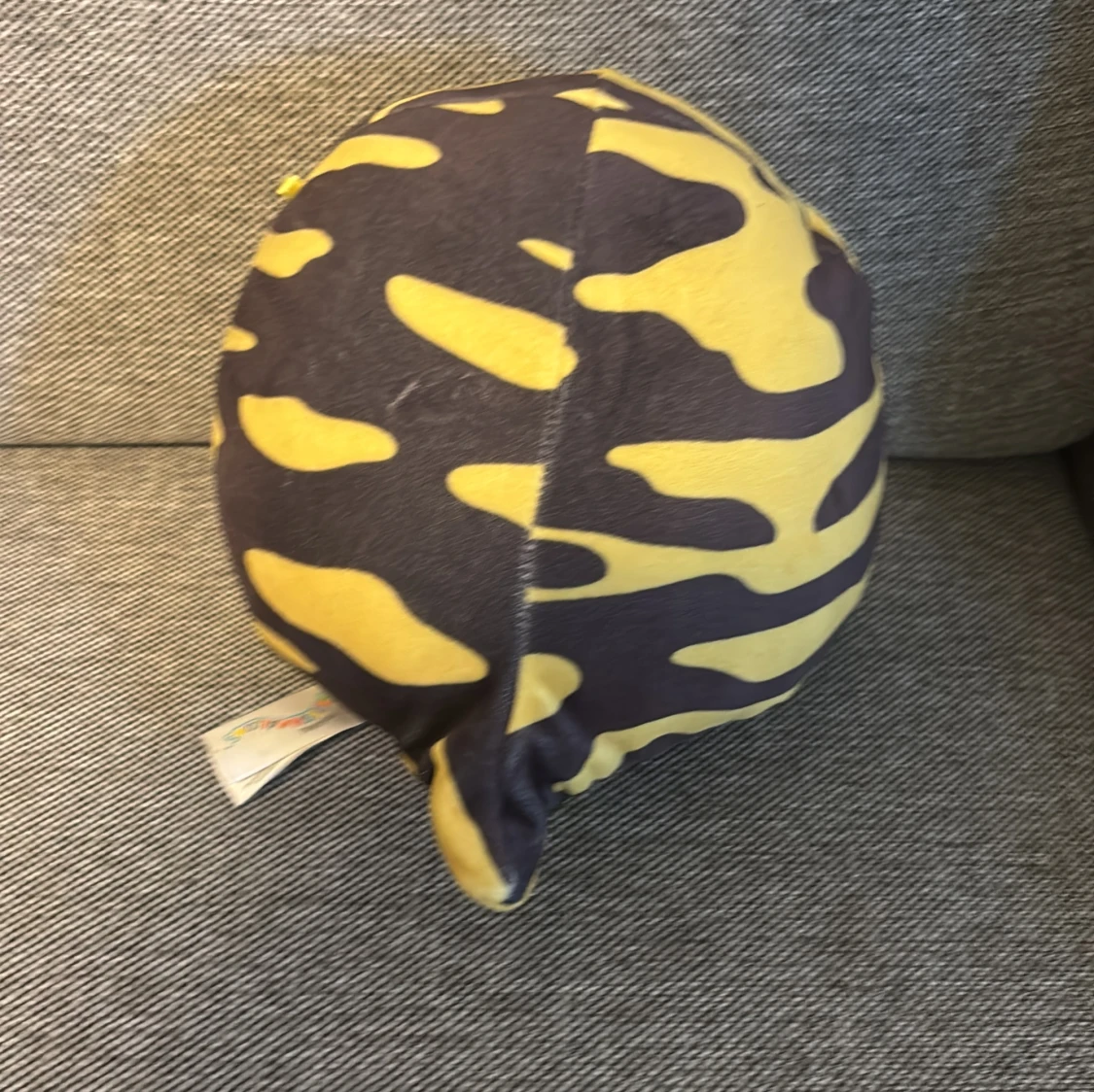 SNAIL SQUISHMALLOW💛🖤 - 1