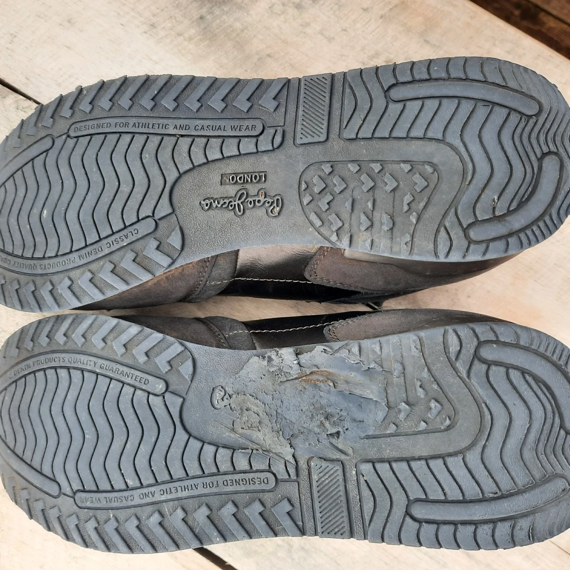 Mörkgrå sneakers från Pepe Jeans - 4