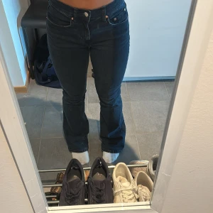 Bootcut jeans - Mycket snygga och sköna jeans som andvänts max 3 gånger 