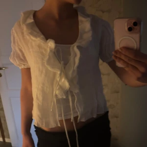 Söt blus  - Super fin blus från Zara💕endast provad, skriv för frågor🥰