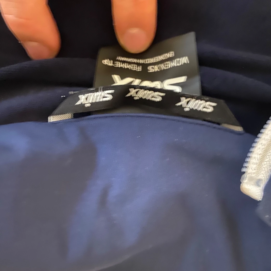 Swix träningsjacka i rött, vitt och blått - 3