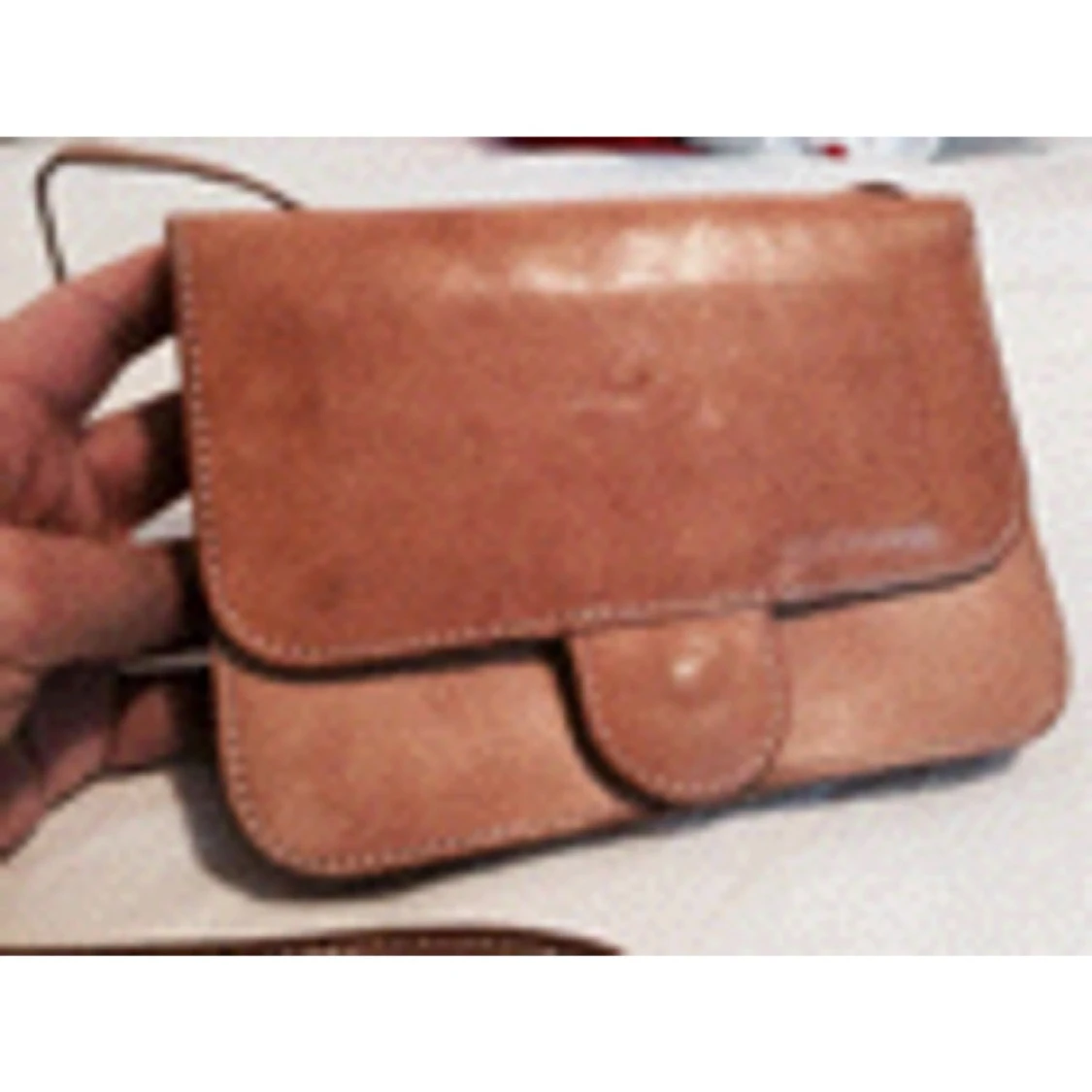 Brun axelväska i skinn