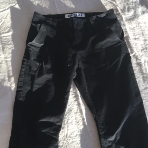 Svarta byxor - Feta svarta byxor som passar till varje tröja🩸pris kan diskuteras👍