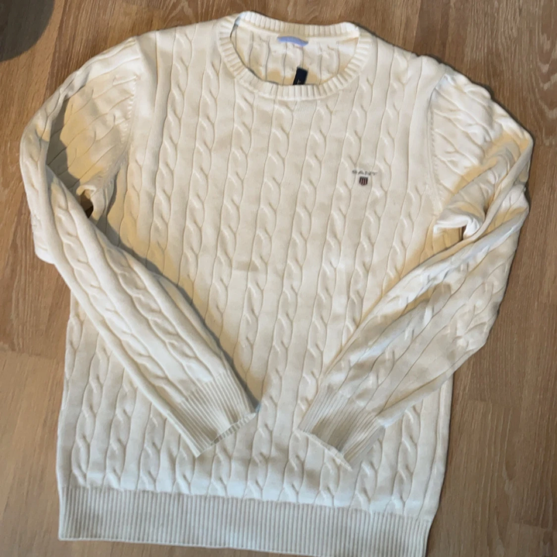 Vit kabelstickad tröja från GANT - 1