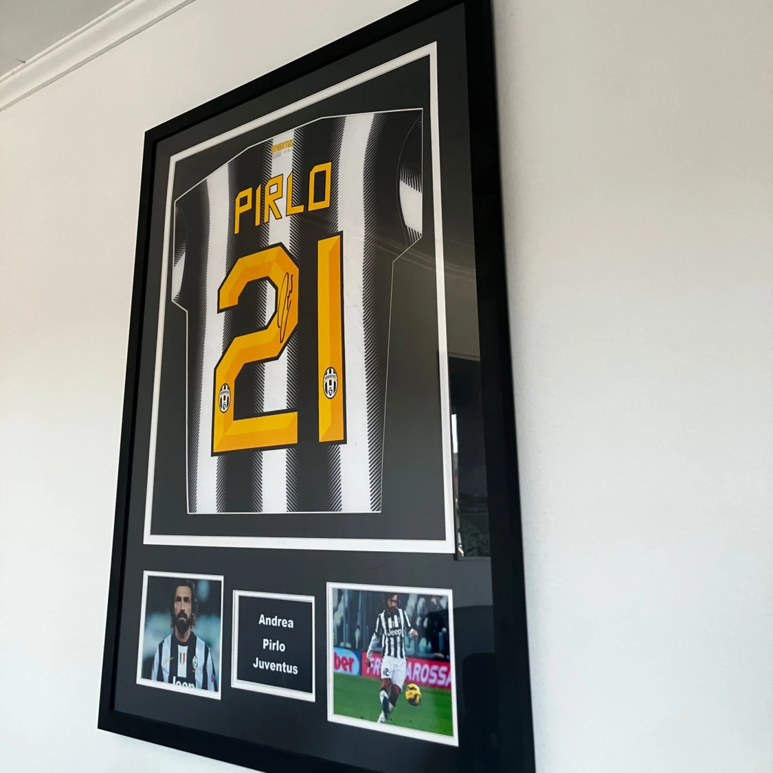 Pirlo signerad tröja