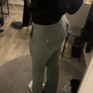 Juicy Coutore byxor  - Använda få gånger, jätte fint skick 🫶🏻