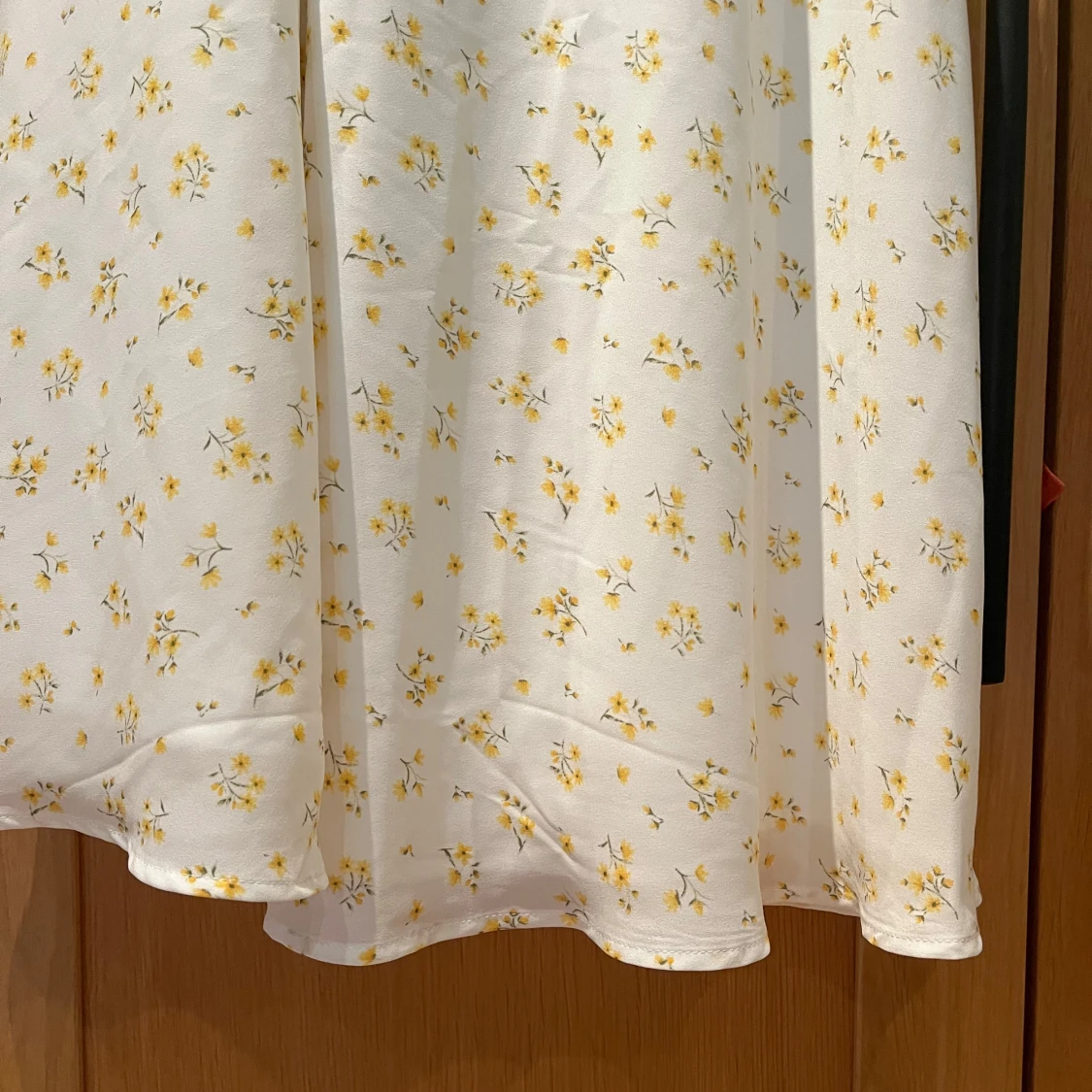 Vit blommig långklänning från NAKD💛 - 2