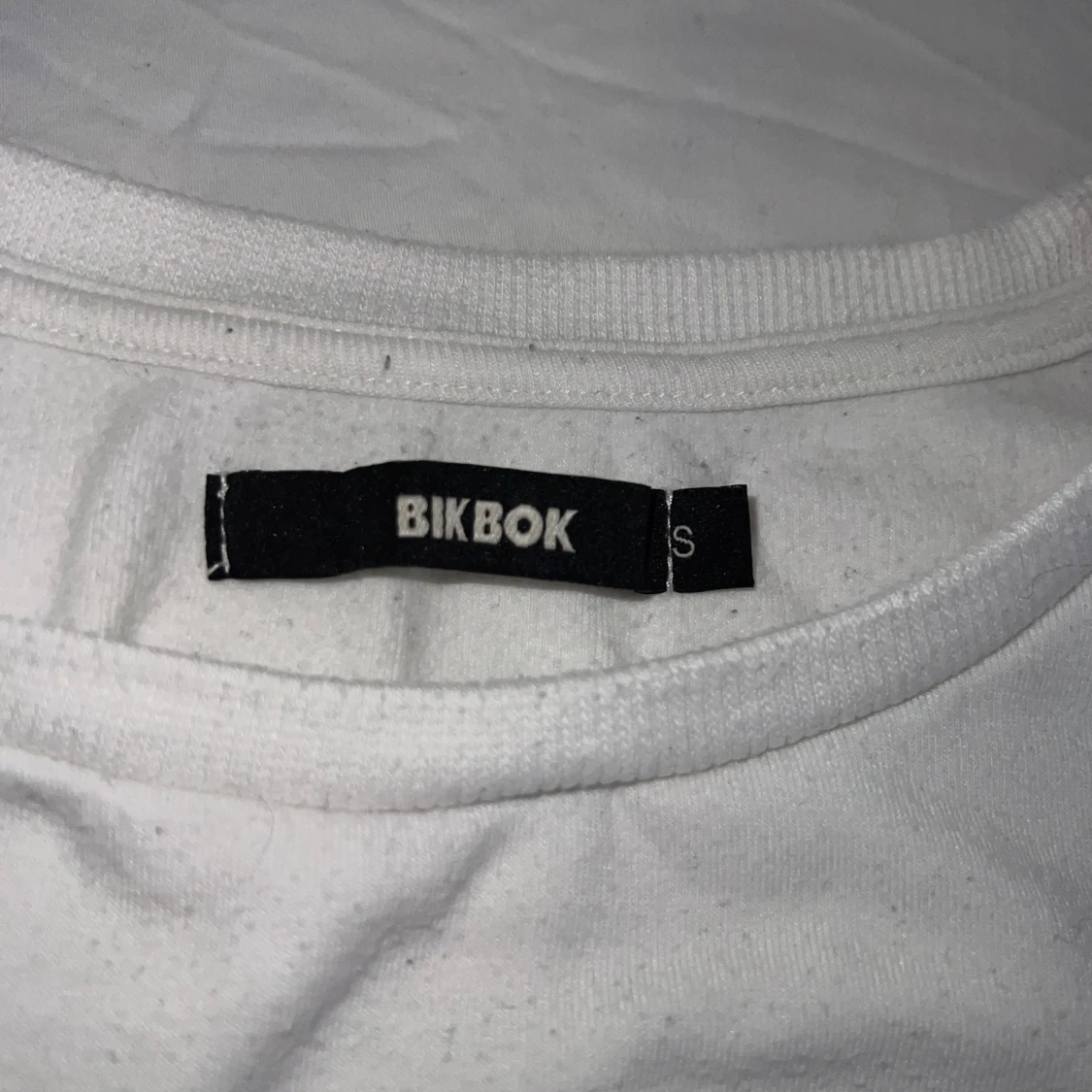 Vit tröja från BikBok - 2