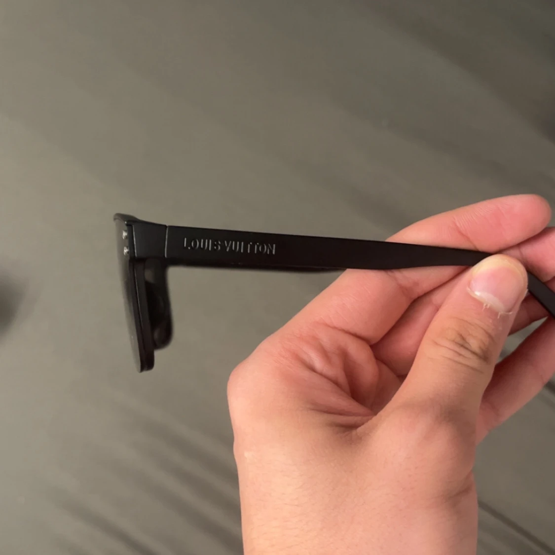 LUIS VUITTON GLASÖGON LV - 2