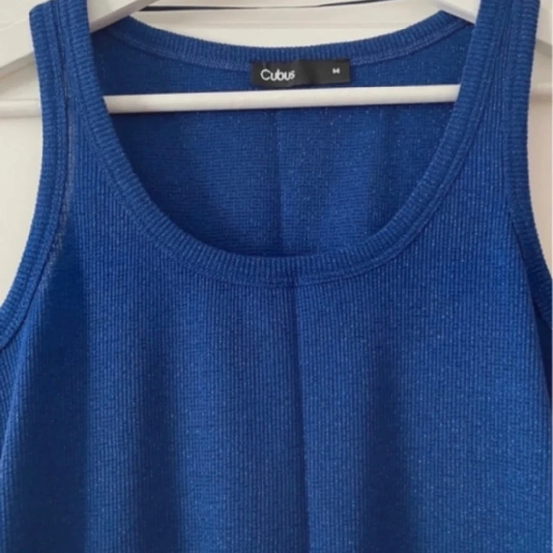 Blå ribbad linnetopp från Cubus - 1