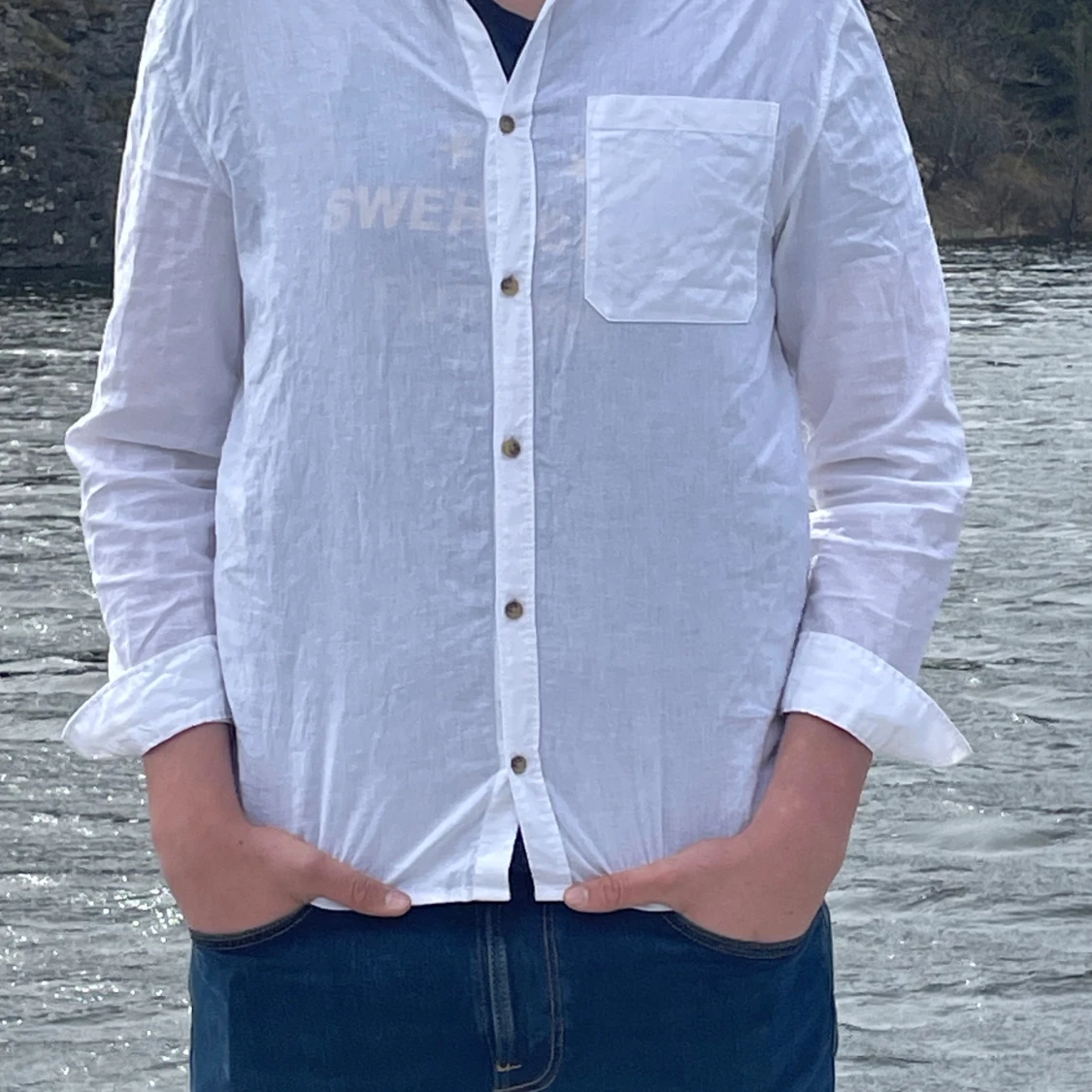 Vit linneskjorta från H&M - 1