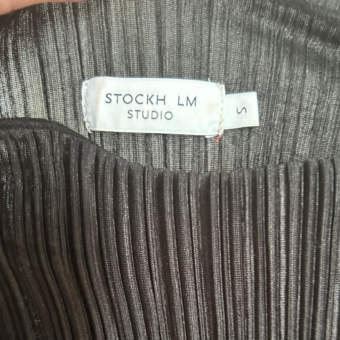 Svart ribbad topp från Stockh LM Studio - 2