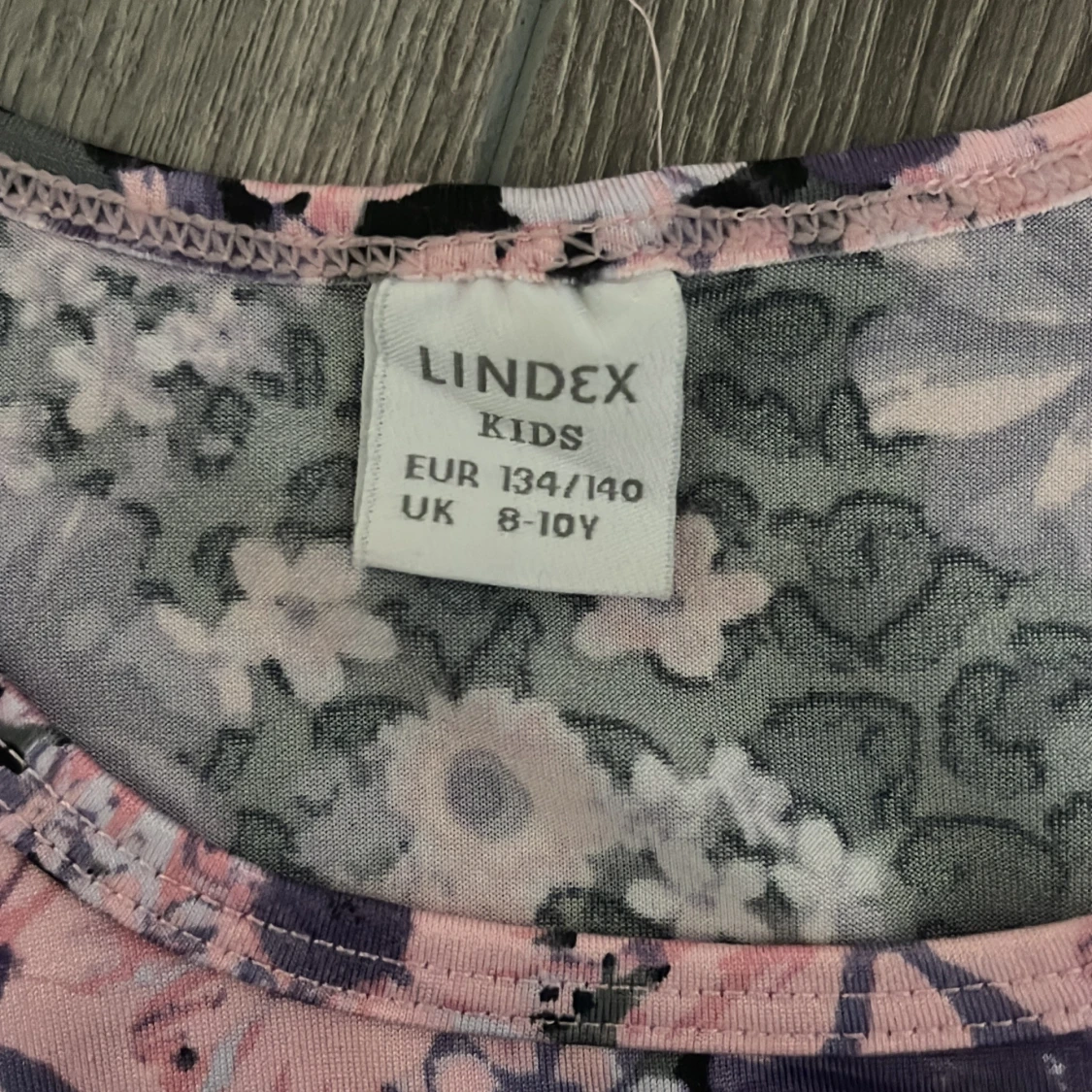 Blommig sportig linnetopp - 2