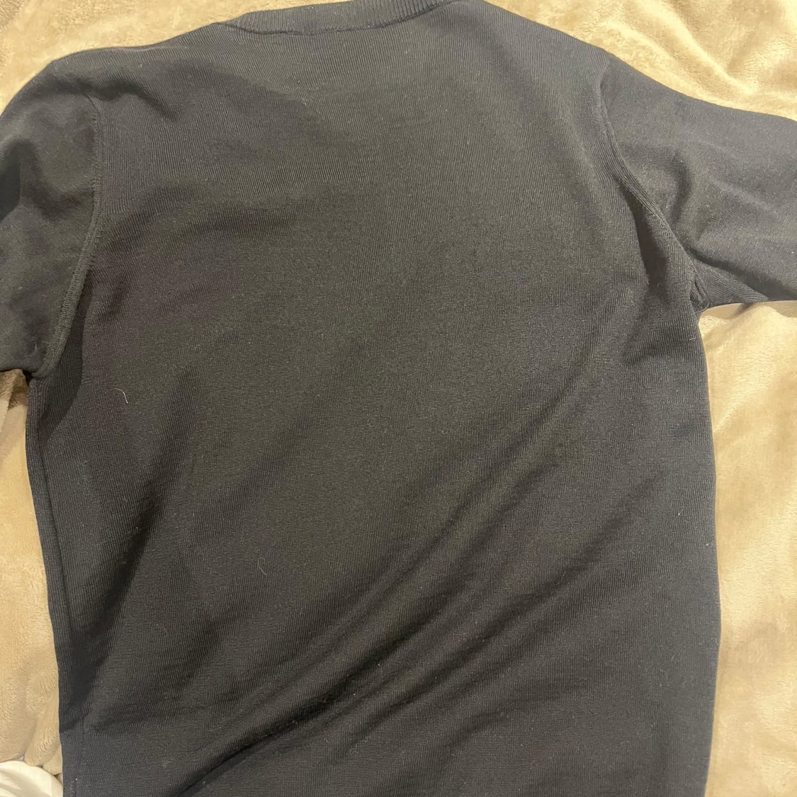 Svart stickad tröja från Oscar Jacobson - 2