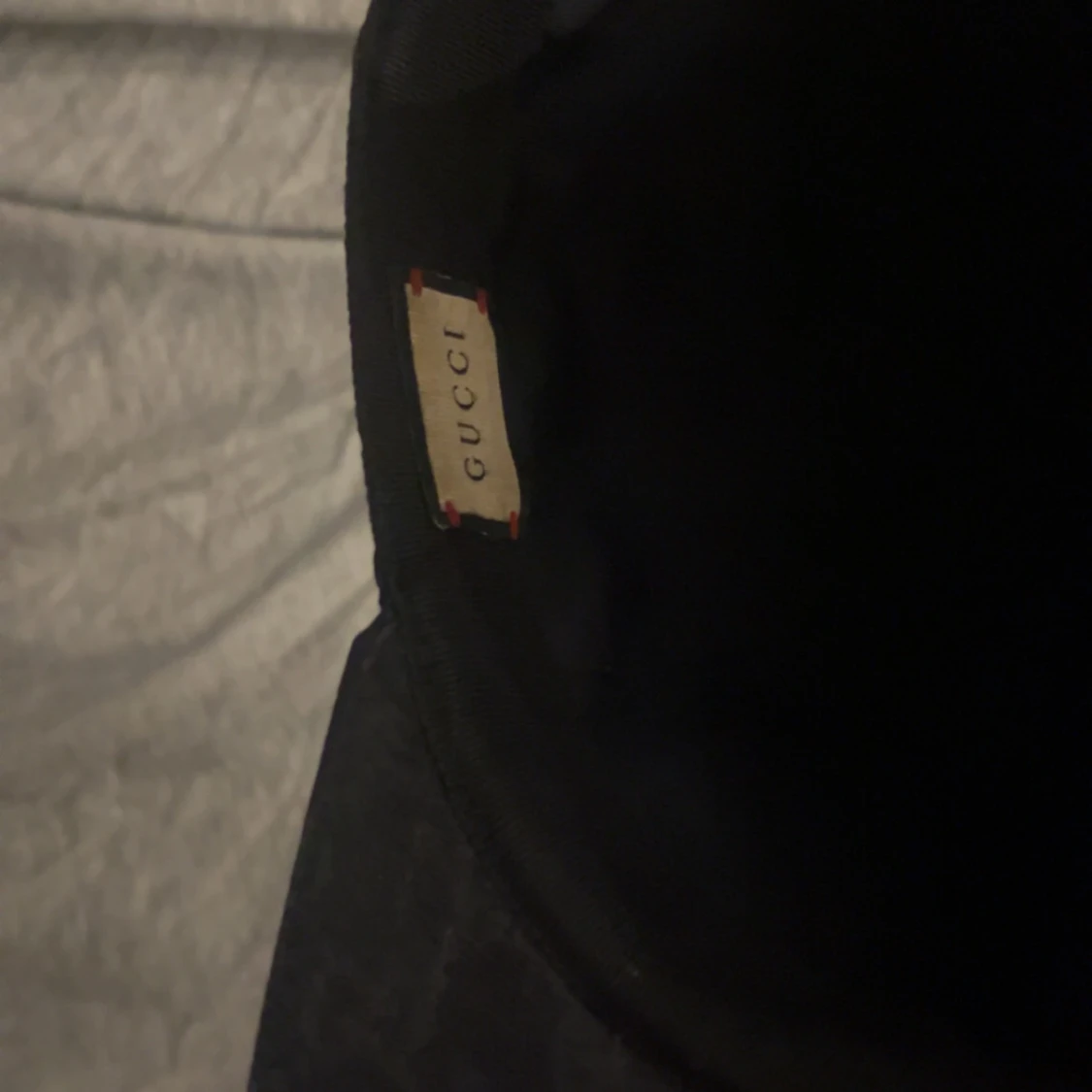 Svart Gucci keps med röd-grön rand - 3