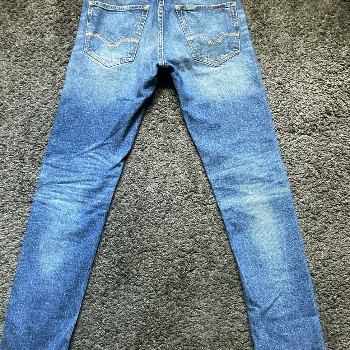 Blåa jeans från replay - 1