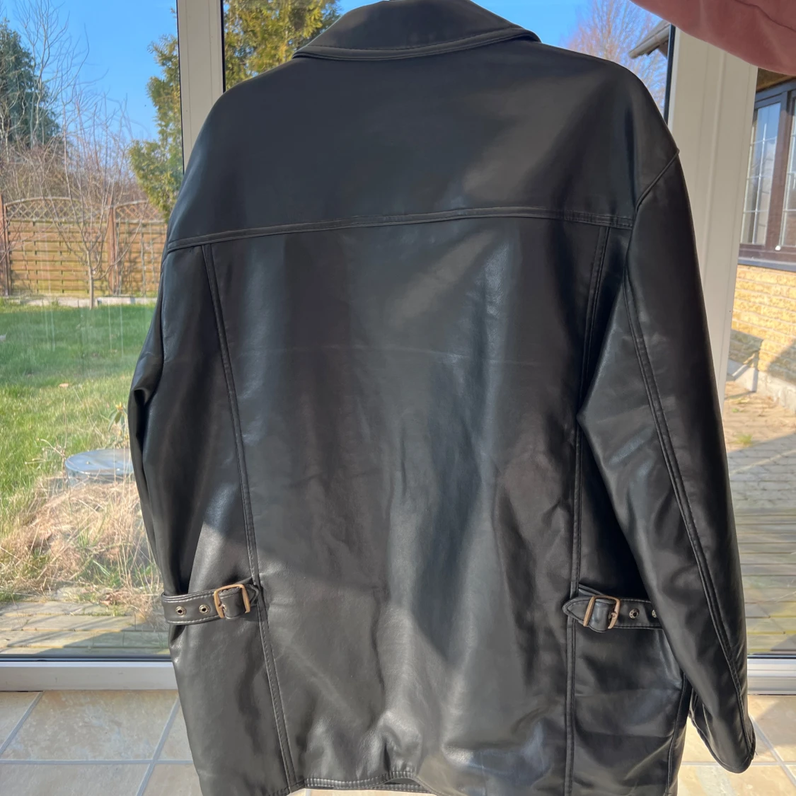 Svart skinnjacka från Avirex - Large - 1