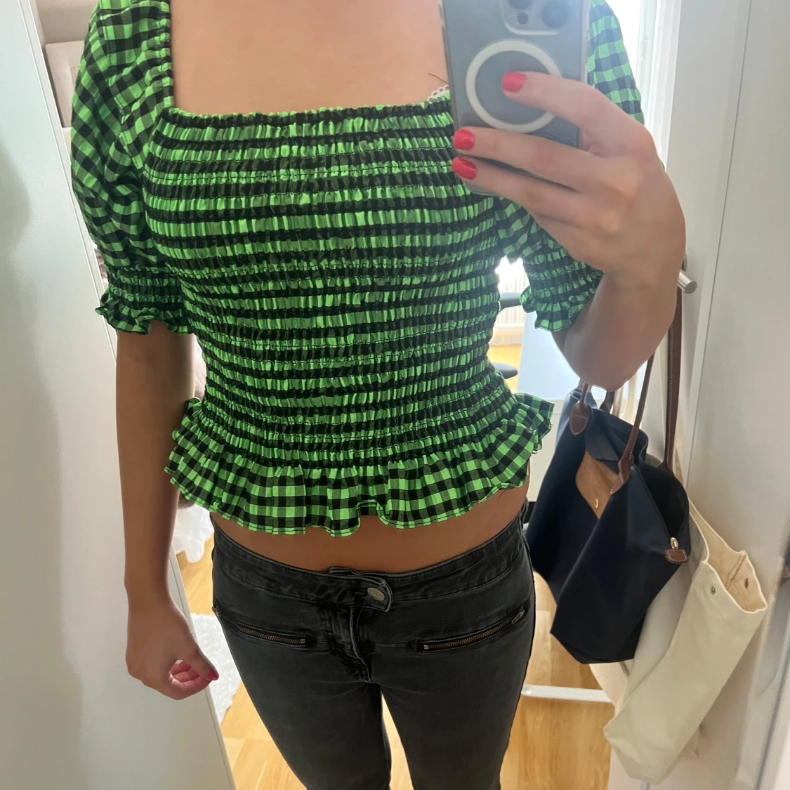Grön och svart rutig croppad topp från Zara - 1