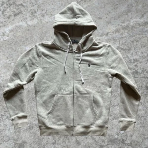 Ralph Lauren zip  - Fett Ralph lauren zip den är skön nice grisch 