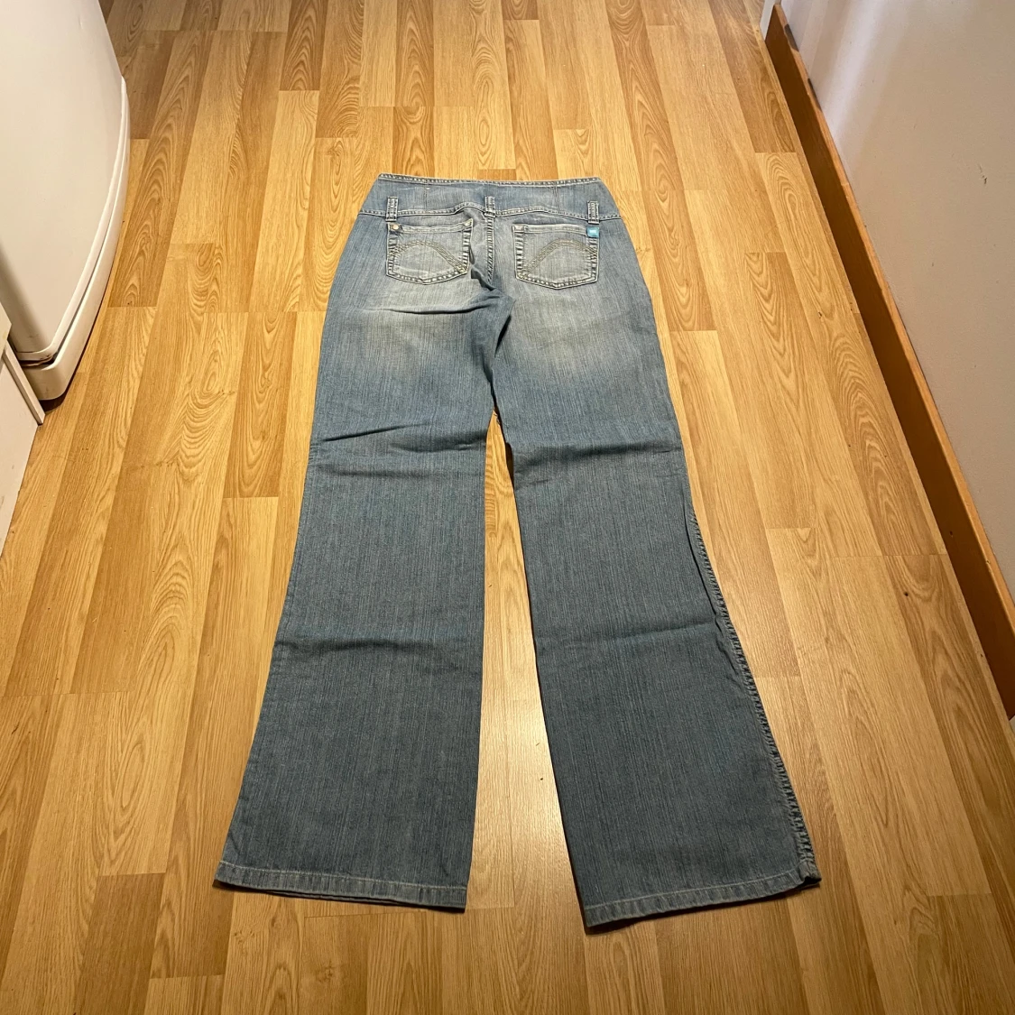 Lågmidjade bootcut jeans  - 1