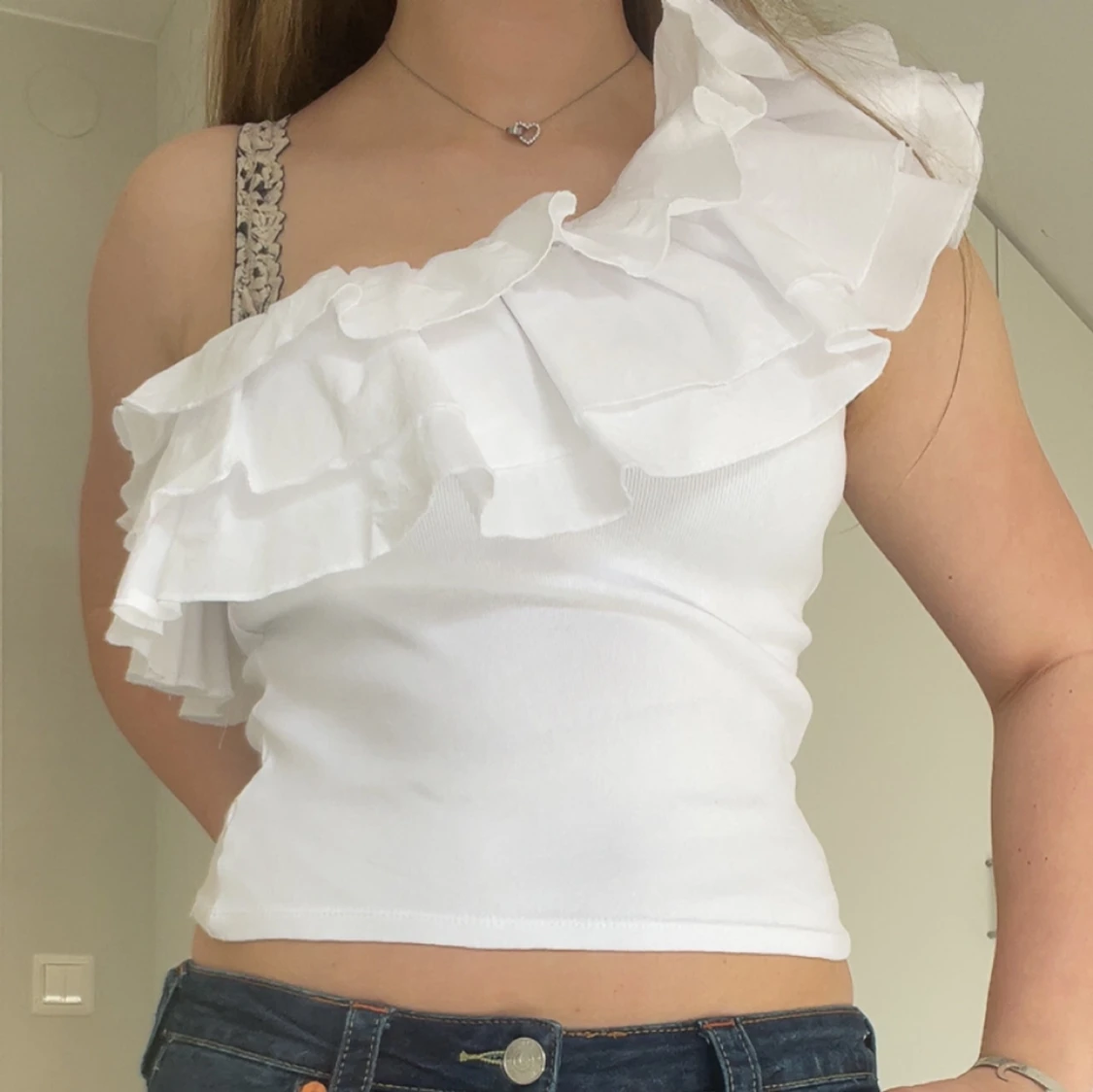 Vit volangtopp från Zara