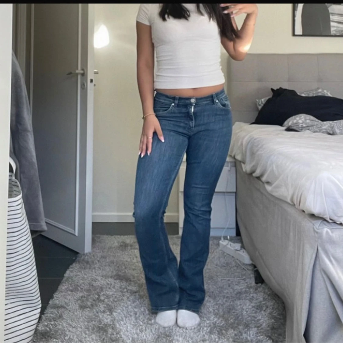 Blå bootcut jeans