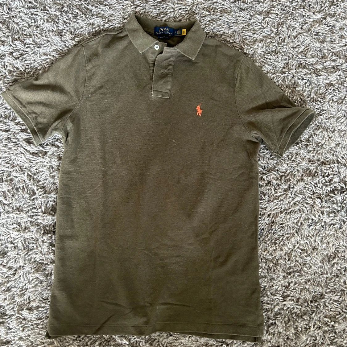 Olivgrön pikétröja från Polo Ralph Lauren