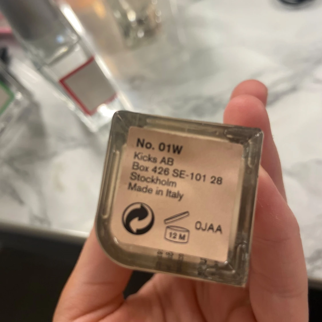 BeautyAct Foundation 01W från Kicks - 1