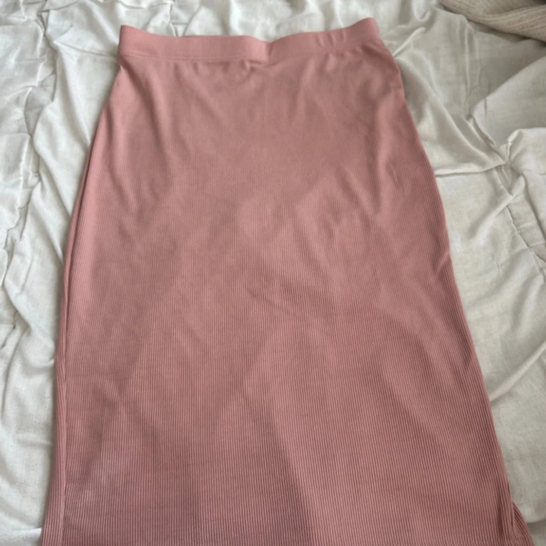 Rosa ribbad långkjol från SHEIN - 1