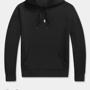 SÖKER!!!!! - Söker en exakt sån hoodie, med märket i mitten, om du hsr den och vill sälja, hör av dig!