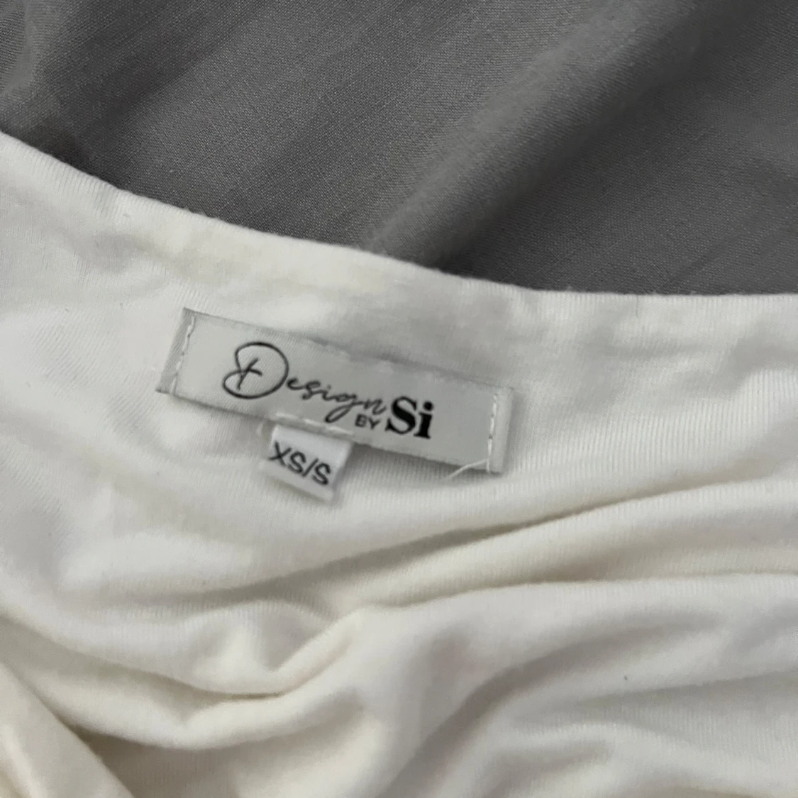 Vit långärmad klänning Design by Si - 2