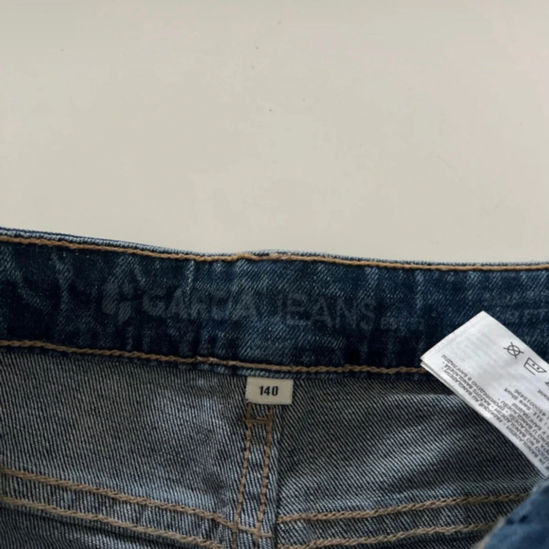 Blå jeansshorts från Garcia Jeans - 1