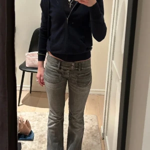 Lågmidjade Diesel jeans - As snygga Diesel jeans