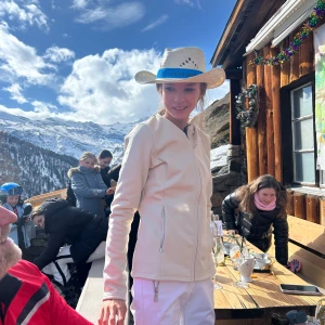 Maxima (Malles syrra) - Väldigt fin flicka 