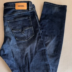 Blå jeans från Diesel - Blå jeans från Diesel