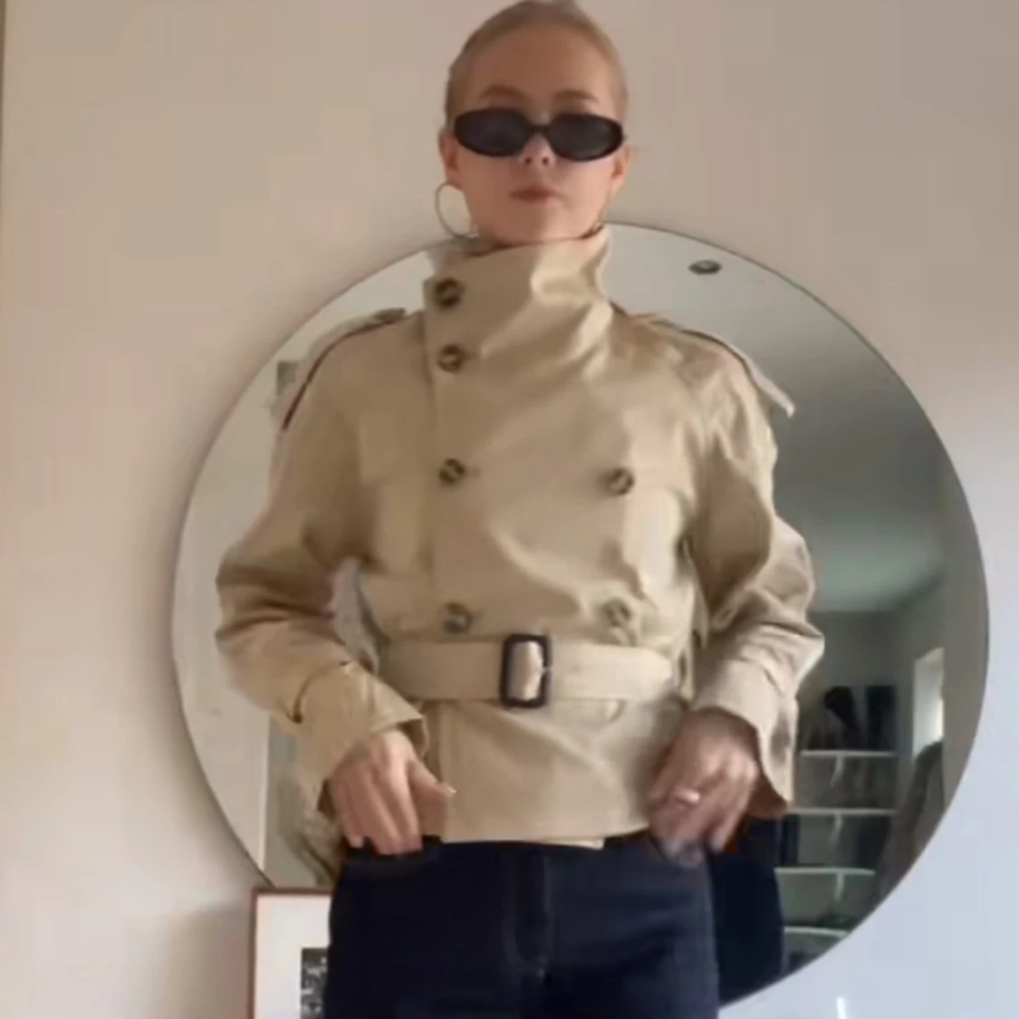 Trenchcoat med bälte - 2