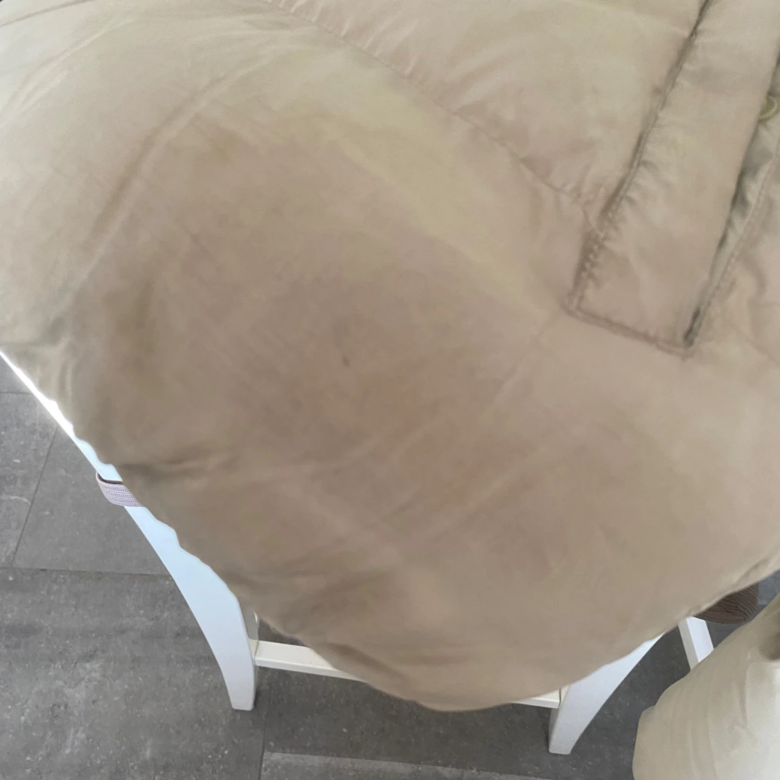 Beige pufferjacka från Calvin Klein - 2