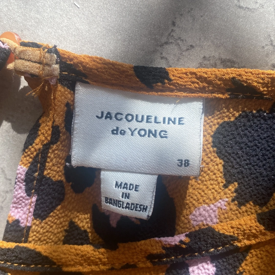 Leopardmönstrad topp från Jacqueline de Yong - 1